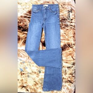 ZARA HIGH WAIST - FLARED - FULL LENGTH - STRETCH, size6.